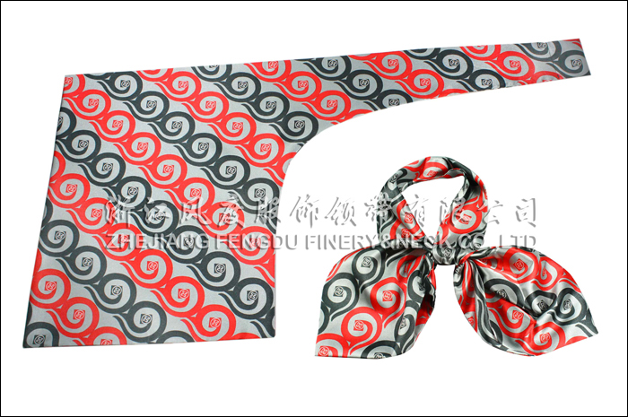 工商銀行 仿絲刀型絲巾 規格：63x35x25cm