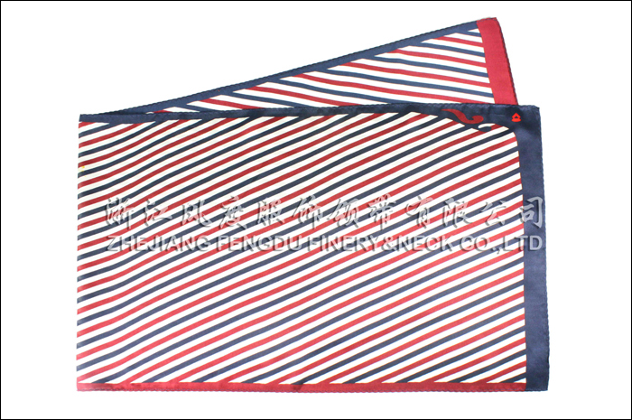 齊魯證券 真絲大長巾 規格：102x32cm