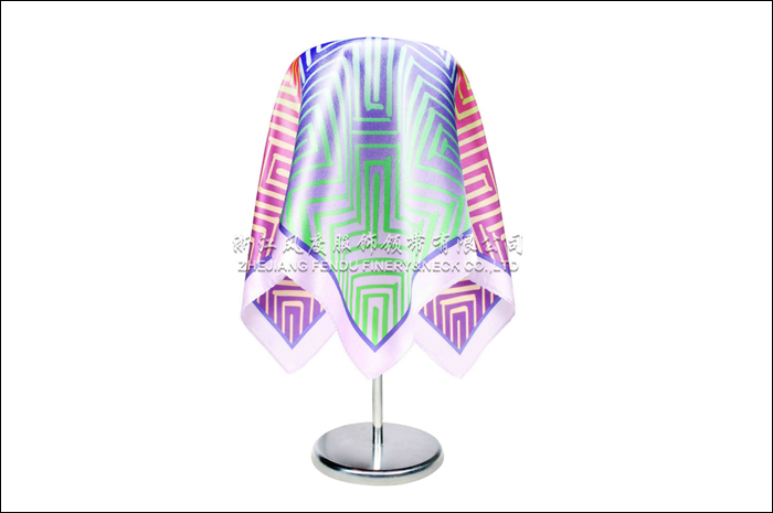 國家電網 真絲小方巾 規格：53x53cm