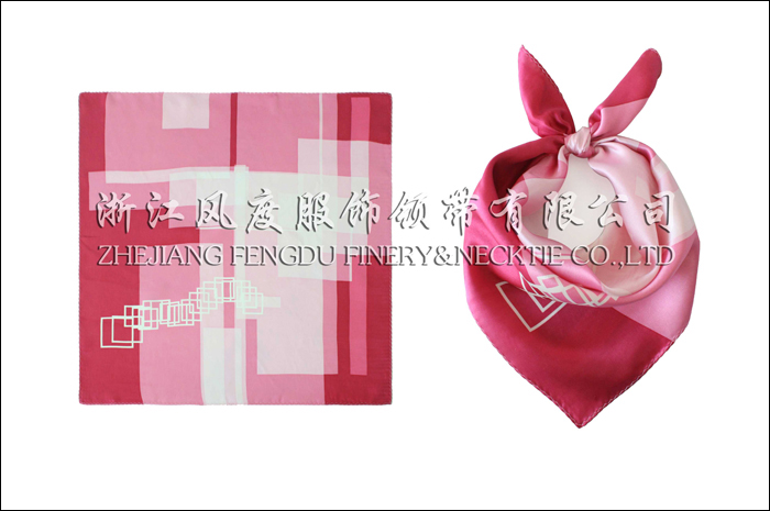 江蘇行政 真絲小方巾 規格：53x53cm