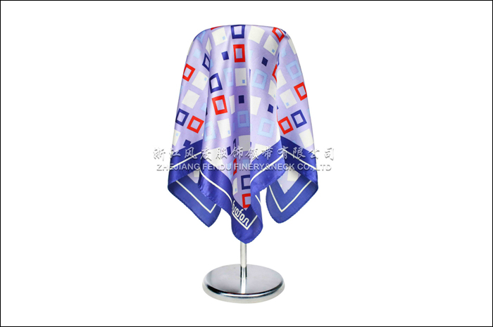 華峰集團 真絲小方巾 規格：53x53cm